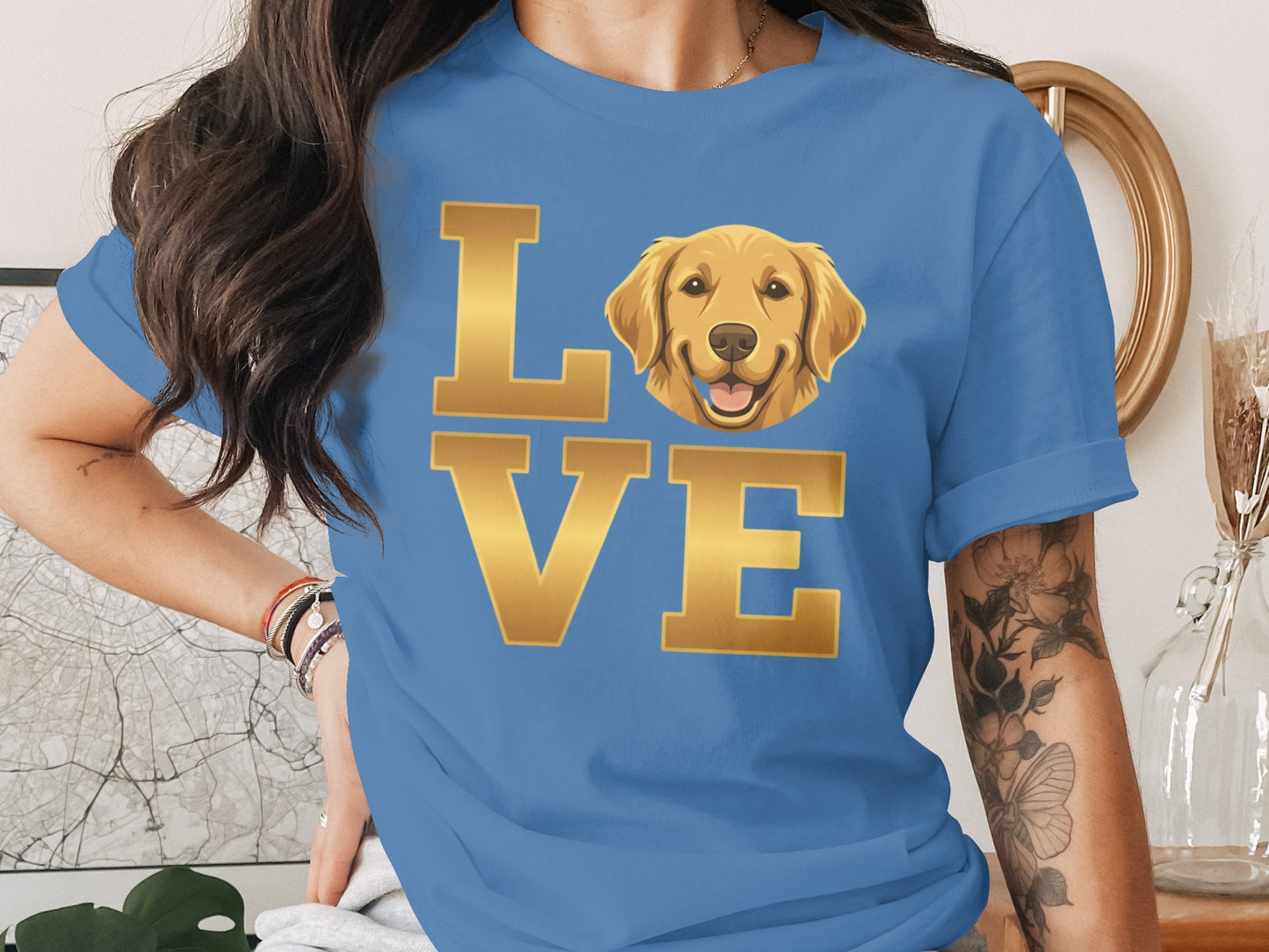 Golden Retriever LOVE Graphic T-Shirt Product