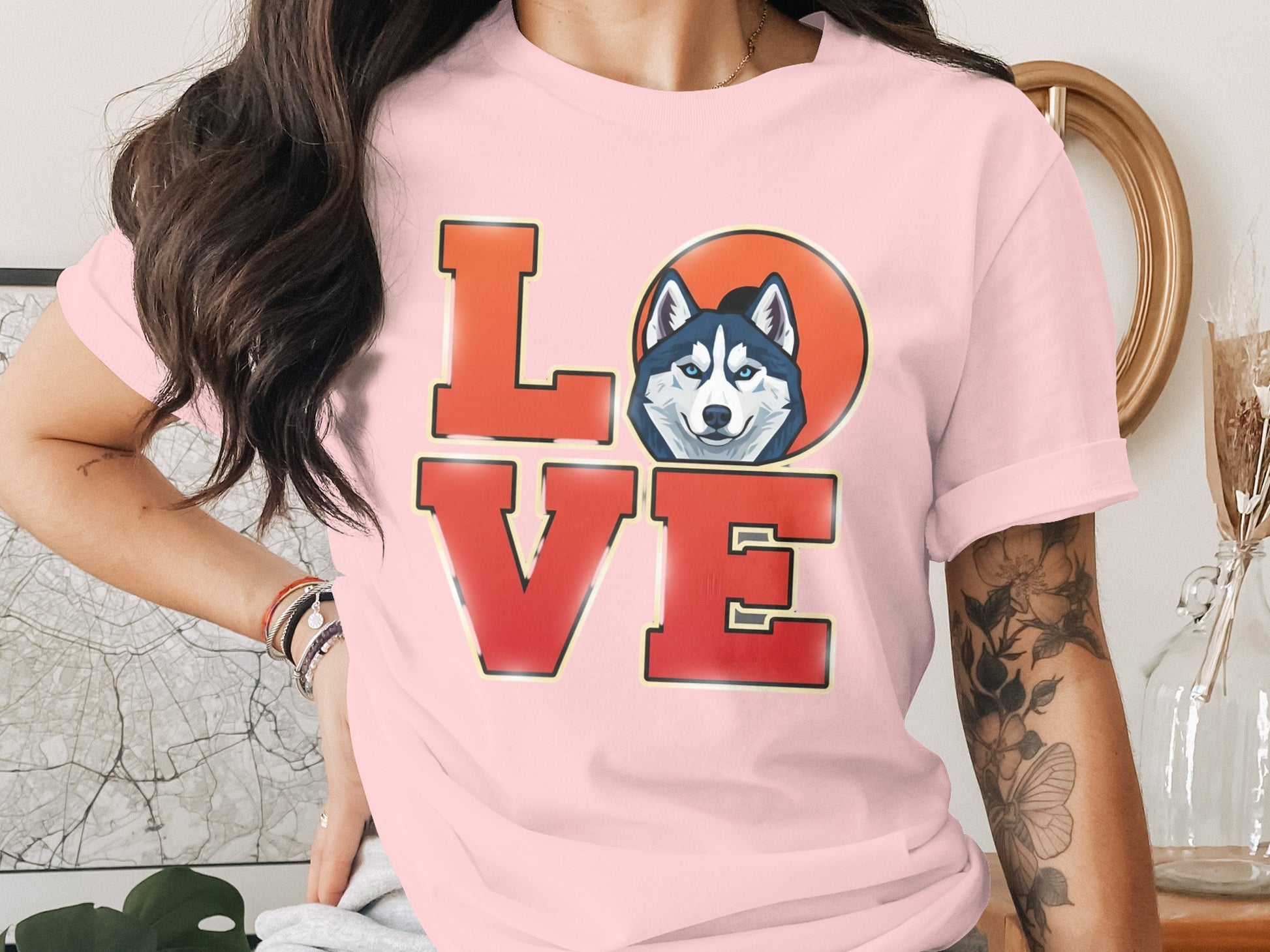 Love Husky Design Graphic T-shirt Product