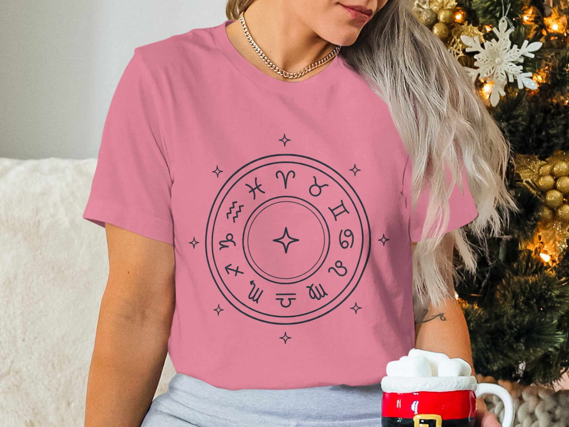 Astrological Signs Design Pink Short Sleeve T-shirt