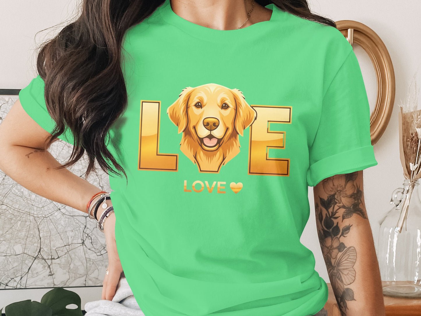 Love Golden Retriever Graphic Tee Product