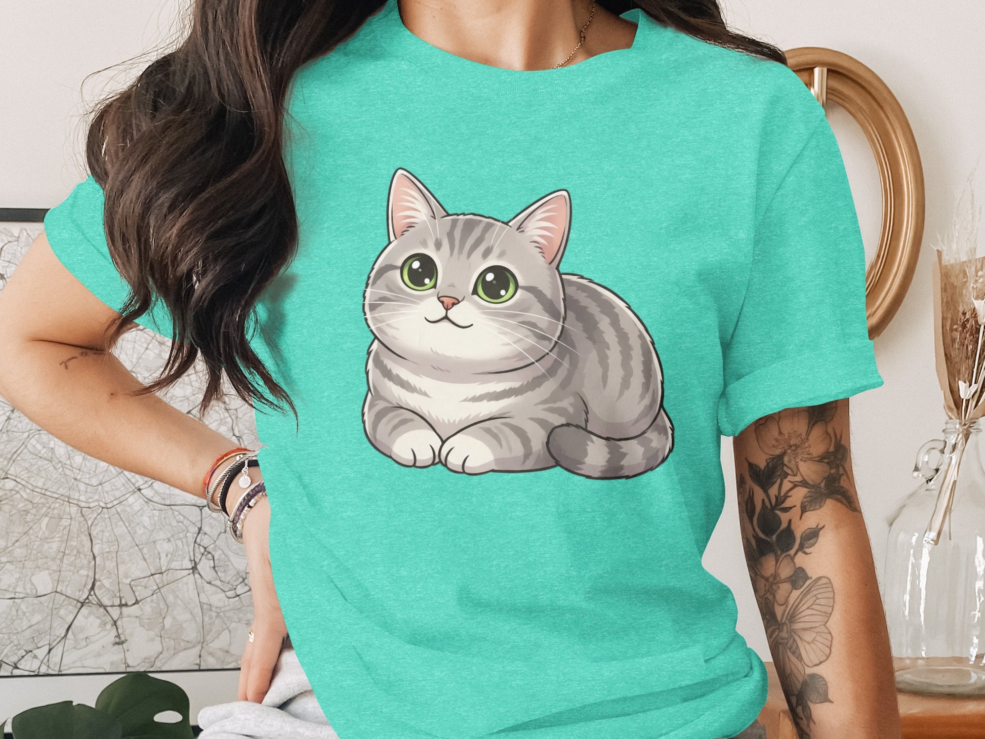 Adorable Grey Cat Graphic Printed Tee