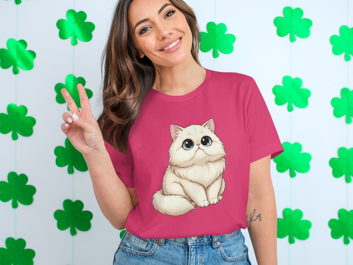 Adorable Kitten Graphic Tee Perfect for Pet Lovers