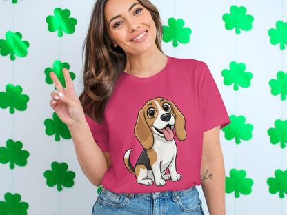 Cute Beagle with Shamrock Background T-shirt