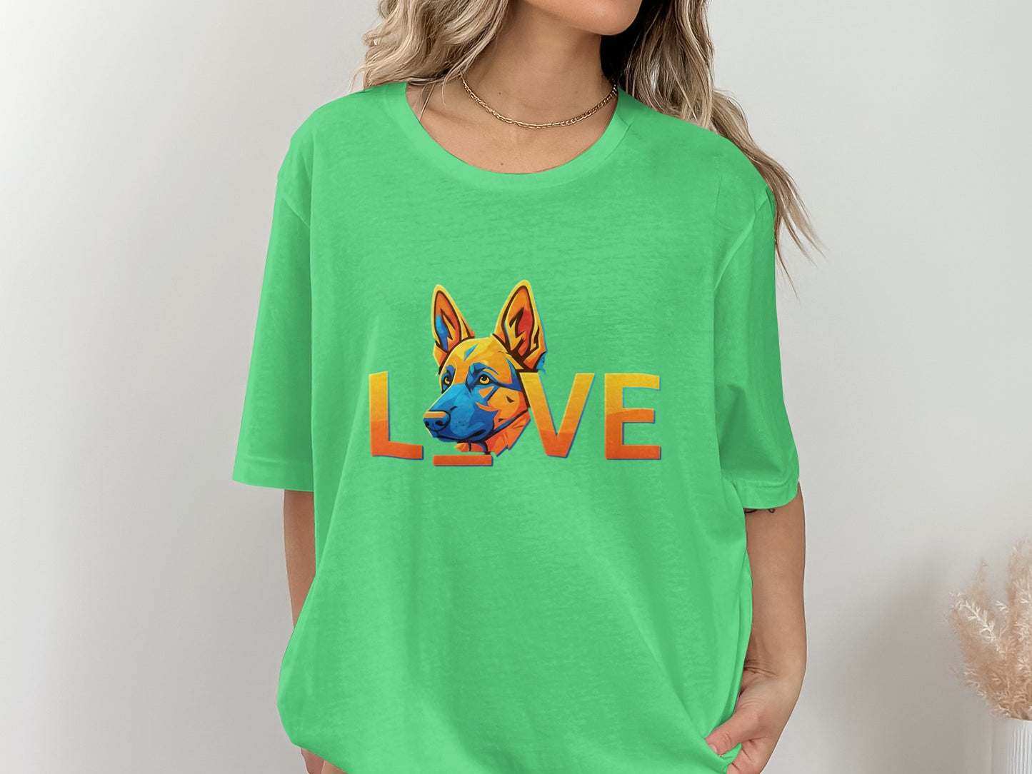 LOVE Dog Graphic Design Green T-shirt product